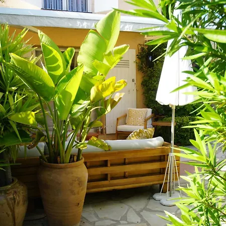 Appartement Luxueux à 100m De La
