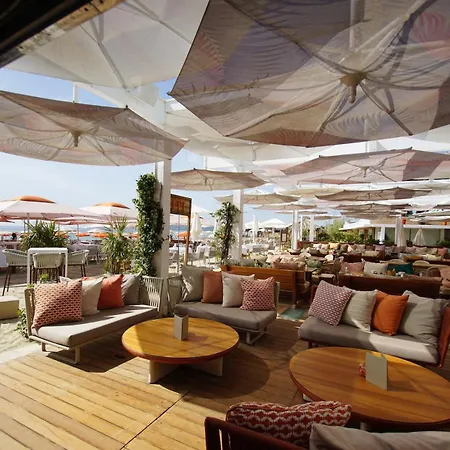 Luxueux à 100m De La Saint-Tropez