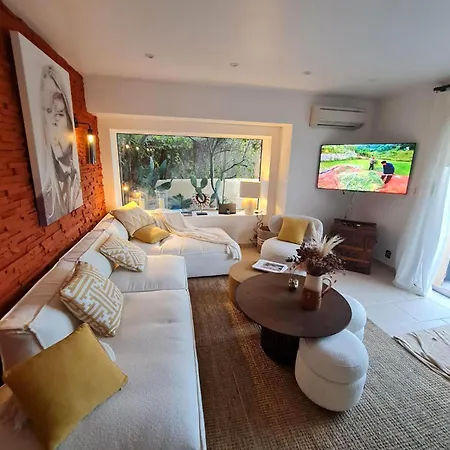 Appartement Luxueux à 100m De La *
