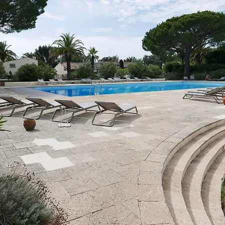 Luxueux à 100m De La *