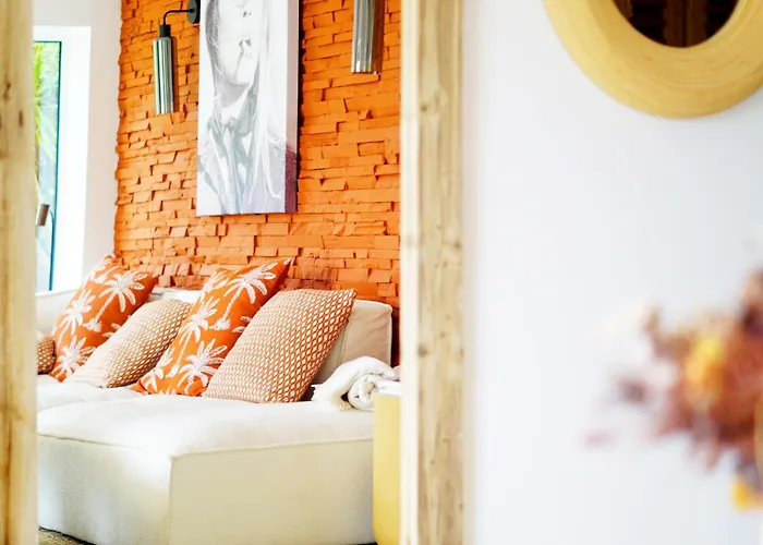 Solenzia, Luxueux A 100m De La