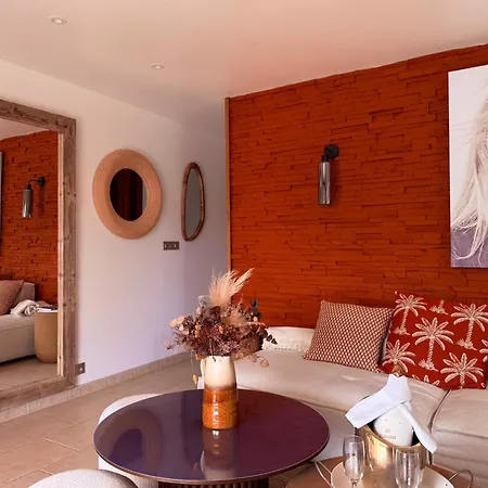 Solenzia, Luxueux A 100m De La *