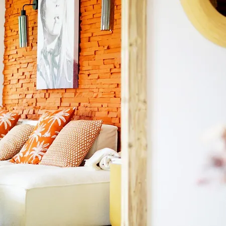 Solenzia, Luxueux A 100m De La