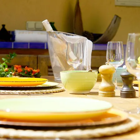 Solenzia, Luxueux A 100m De La アパート *